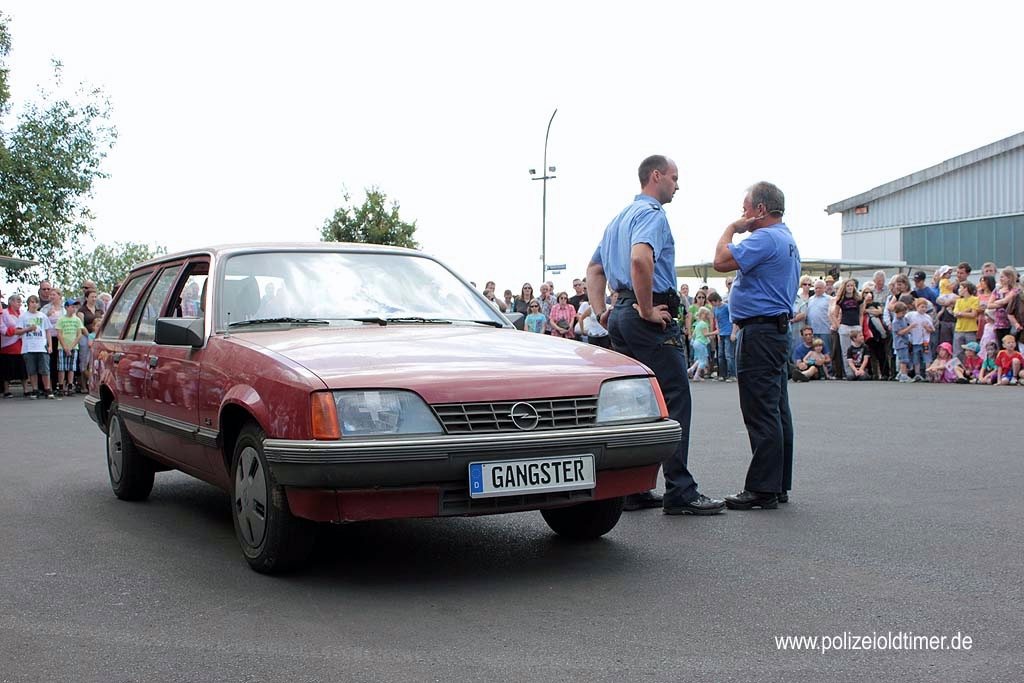 Sommerfest-Polizeioldtimer-Museum_2012 (168).jpg